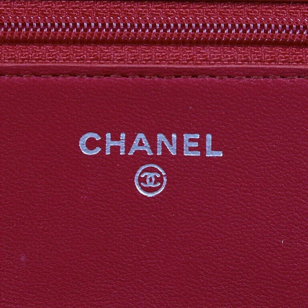 Wallet on Chain WOC Red Quilted Lambskin Leather CC Crossbody Bag - Picture 6 of 7